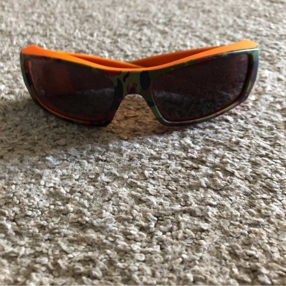 Kids army print sunglasses